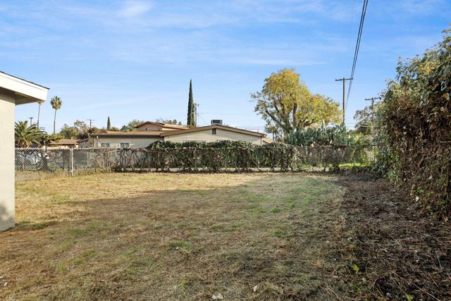 3903 Hogue Ave, Stockton, CA 95204