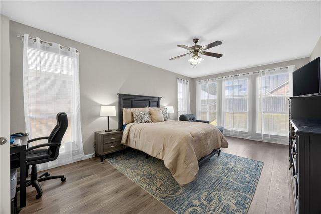2217 Frosted Willow Lane, Fort Worth, TX 76177