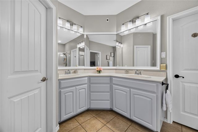 2217 Frosted Willow Lane, Fort Worth, TX 76177