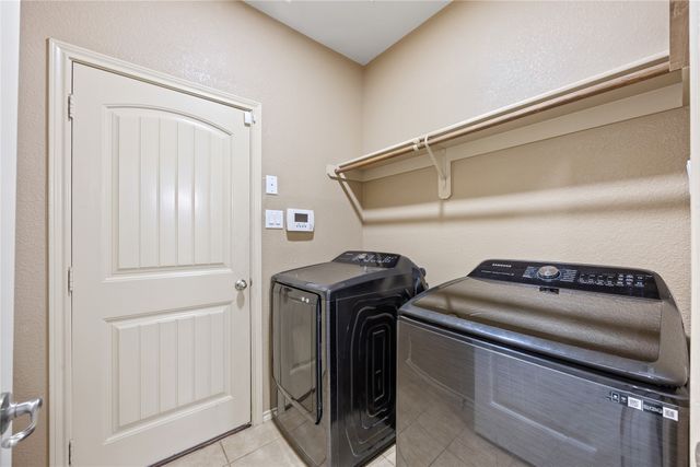 2217 Frosted Willow Lane, Fort Worth, TX 76177