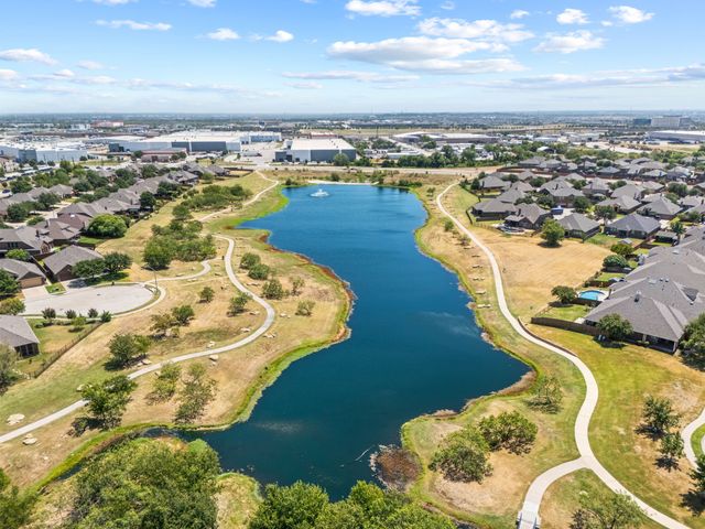 2217 Frosted Willow Lane, Fort Worth, TX 76177
