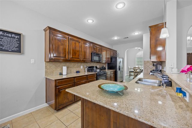 2217 Frosted Willow Lane, Fort Worth, TX 76177