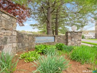 15 Perry Avenue D10, Norwalk, CT 06850