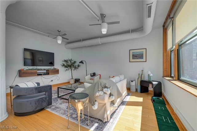 2077 E 4th Street 4E, Cleveland, OH 44115