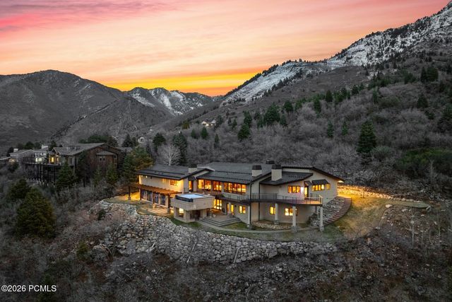4552 S Zarahemla Drive, Salt Lake City, UT 84124