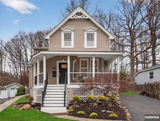 114 Colony Avenue 2, Park Ridge, NJ 07656