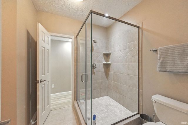 1823 Kyverdale Drive, Lafayette, IN 47909