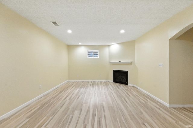 1823 Kyverdale Drive, Lafayette, IN 47909