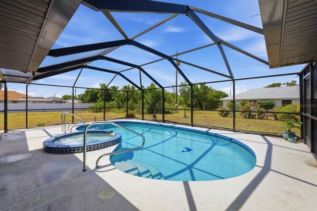 9495 GULFSTREAM BOULEVARD, Englewood, FL 34224