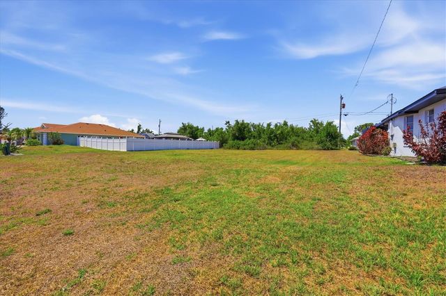 9495 GULFSTREAM BOULEVARD, Englewood, FL 34224