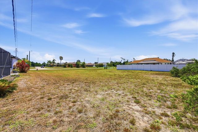 9495 GULFSTREAM BOULEVARD, Englewood, FL 34224