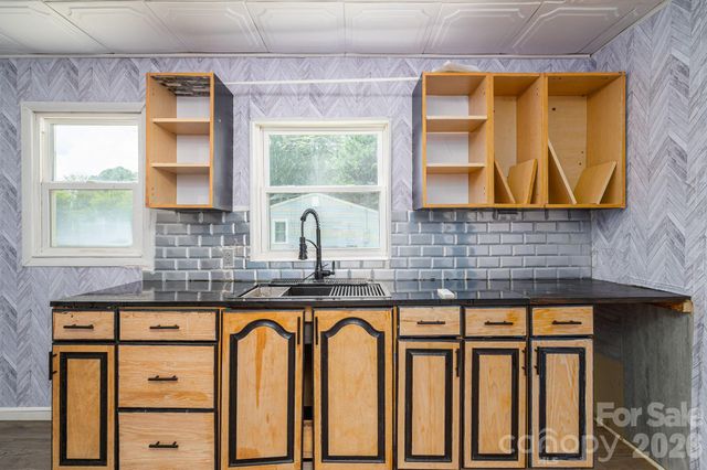 2639 Springbrook Circle, Gastonia, NC 28052