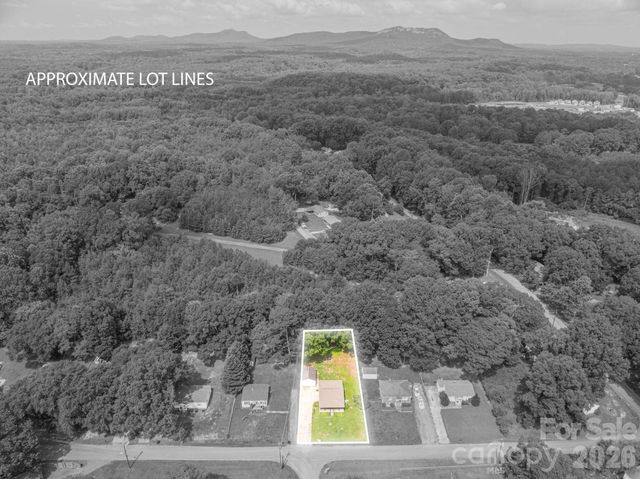 2639 Springbrook Circle, Gastonia, NC 28052