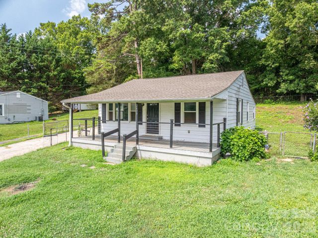 2639 Springbrook Circle, Gastonia, NC 28052