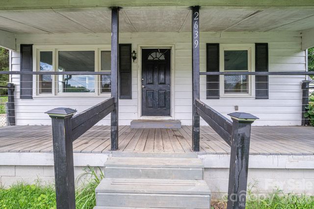 2639 Springbrook Circle, Gastonia, NC 28052