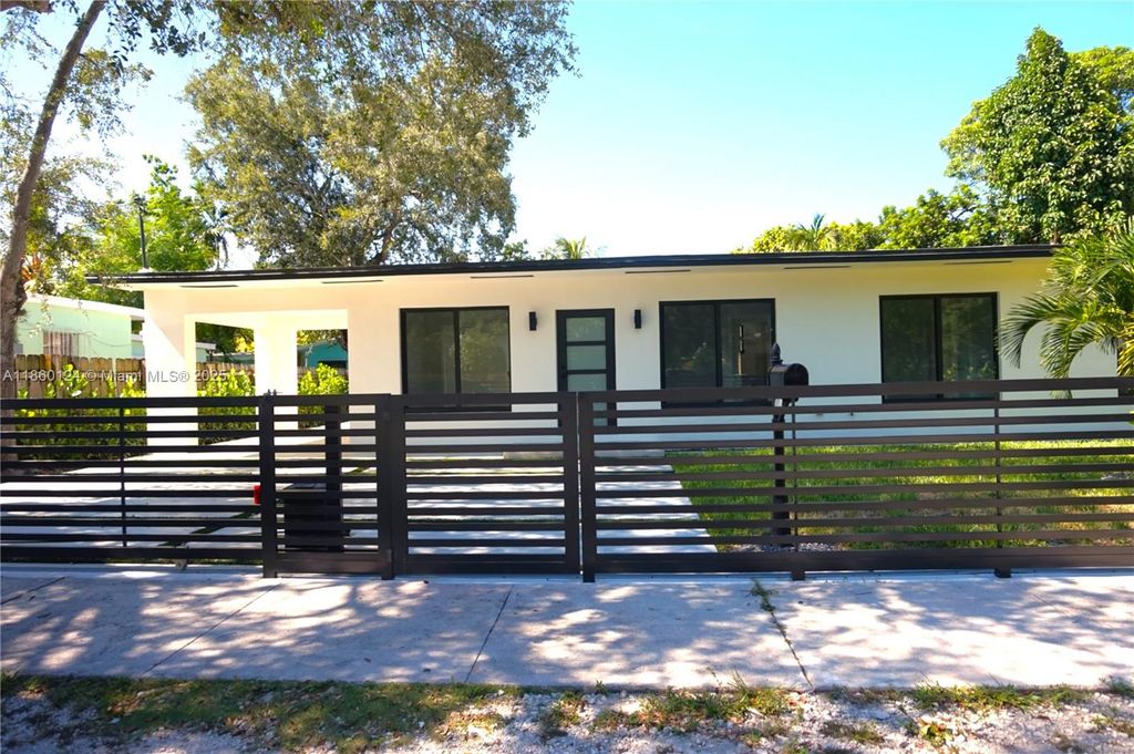 53 NW 68th St, Miami, FL 33150