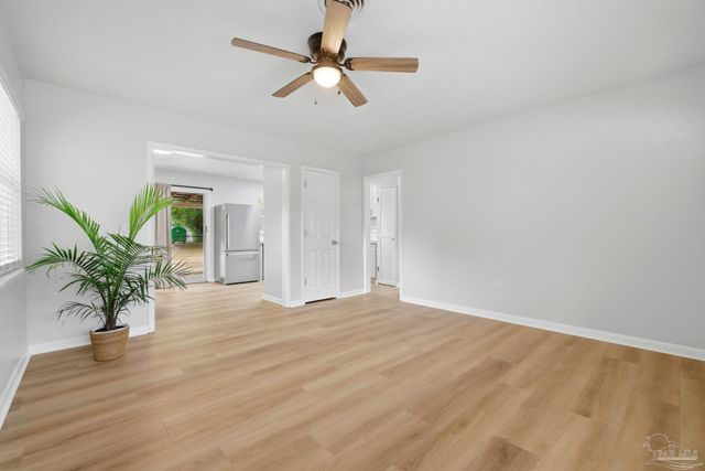 6509 Lark Ave, Milton, FL 32570