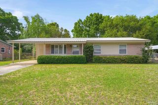 6509 Lark Ave, Milton, FL 32570