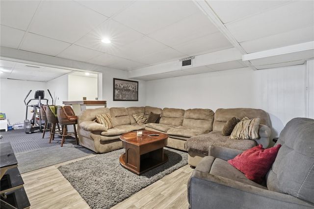 117 Liberty Ave, Washington Twp, PA 15012