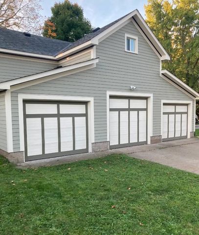 1015 5th Street N, Stillwater, MN 55082