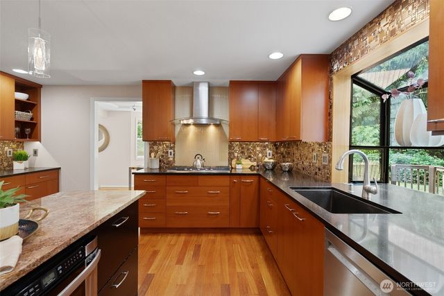 5231 Vine Court NE, Olympia, WA 98516