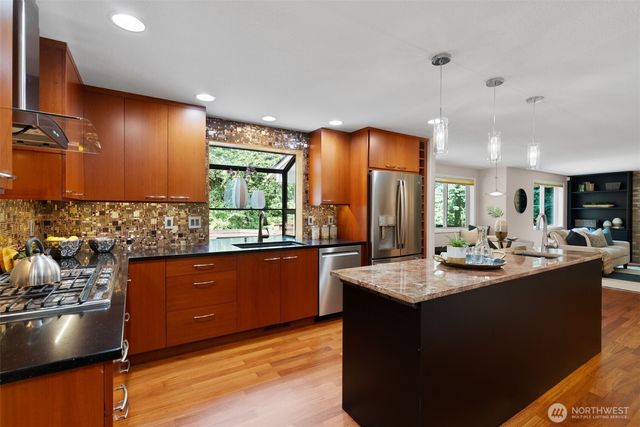5231 Vine Court NE, Olympia, WA 98516