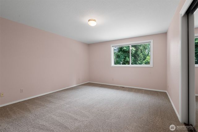 5231 Vine Court NE, Olympia, WA 98516