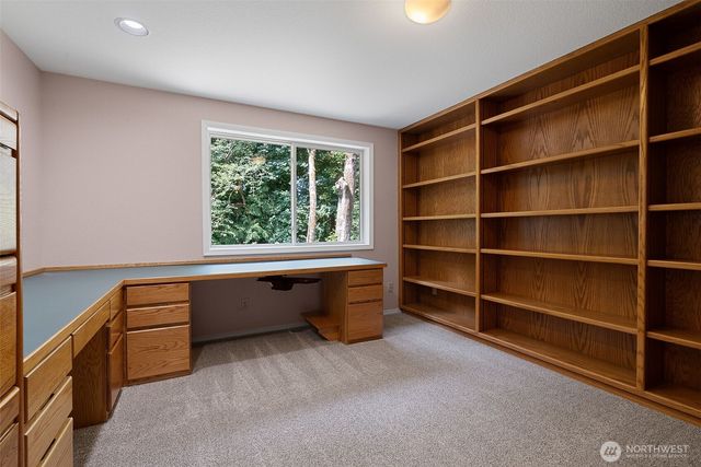 5231 Vine Court NE, Olympia, WA 98516