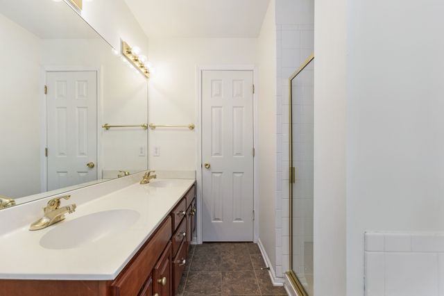 647 Durrett Dr, Nashville, TN 37211
