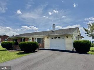 522 HAMBURG RD, Edinburg, VA 22824