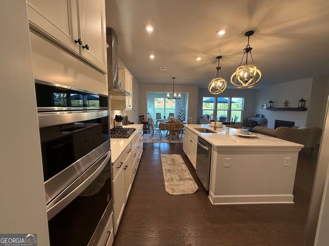 502 Albertson Avenue, Peachtree City, GA 30269
