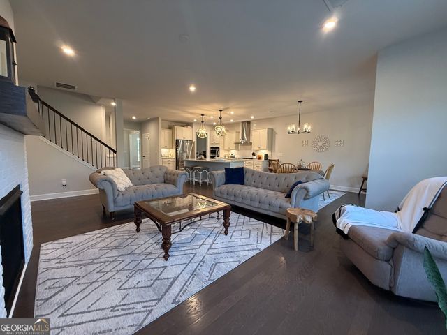 502 Albertson Avenue, Peachtree City, GA 30269