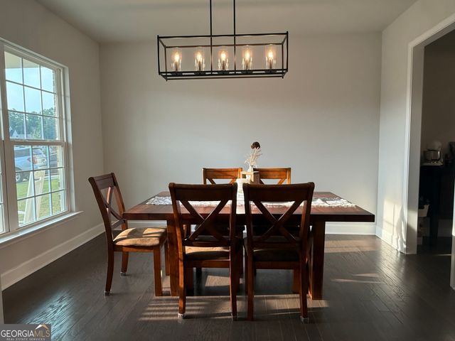 502 Albertson Avenue, Peachtree City, GA 30269