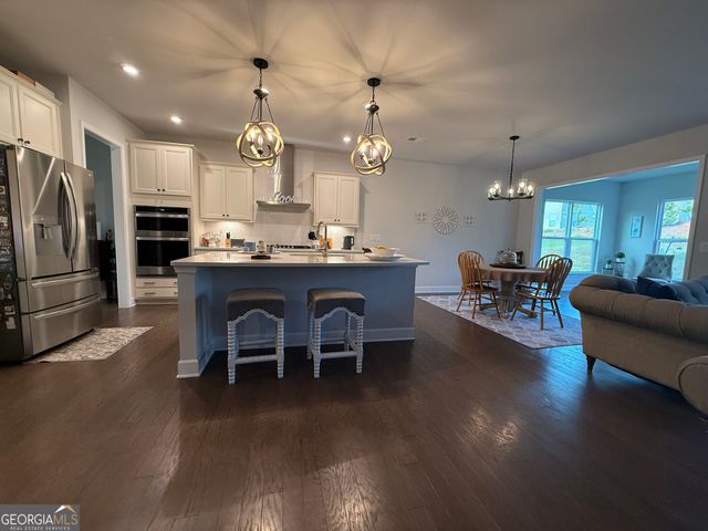 502 Albertson Avenue, Peachtree City, GA 30269