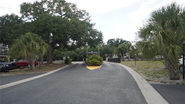 3312 RAMBLEWOOD PLACE, Sarasota, FL 34237