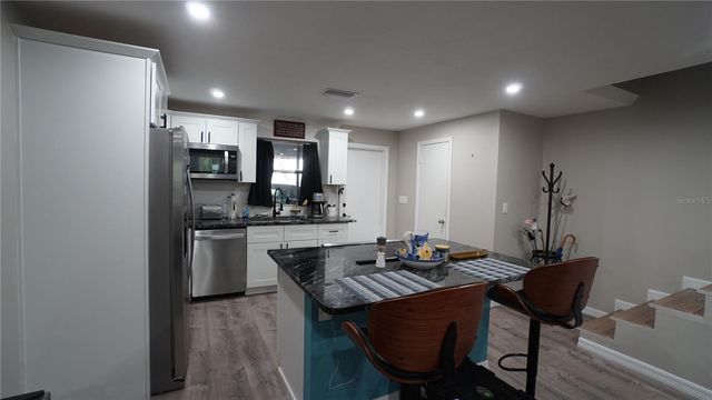 3312 RAMBLEWOOD PLACE, Sarasota, FL 34237