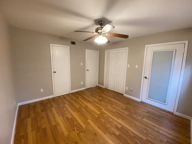 101 Stratford Street 107, Houston, TX 77006