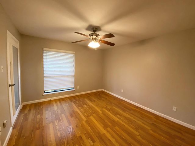 101 Stratford Street 107, Houston, TX 77006