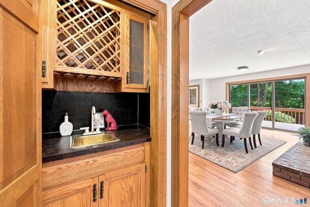 21 Ethan Drive, Windsor, CT 06095