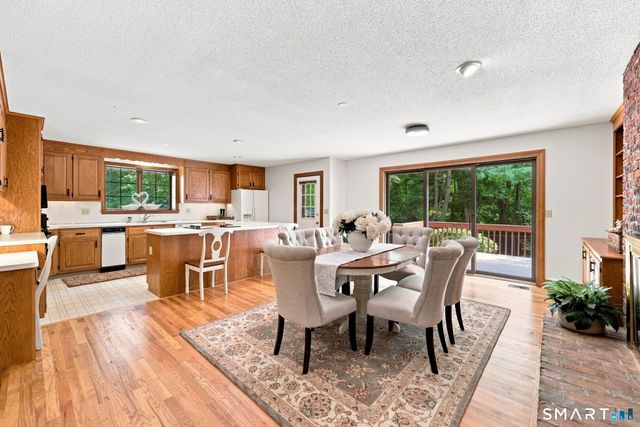 21 Ethan Drive, Windsor, CT 06095