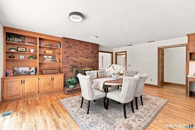 21 Ethan Drive, Windsor, CT 06095