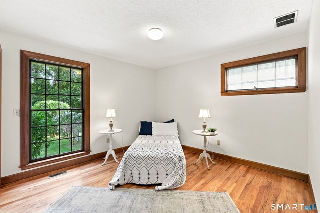 21 Ethan Drive, Windsor, CT 06095