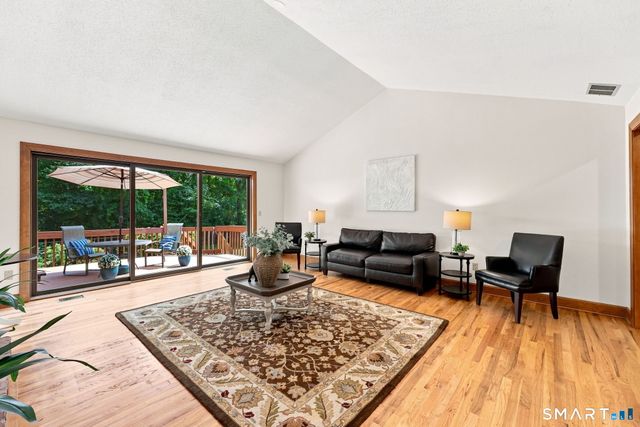 21 Ethan Drive, Windsor, CT 06095