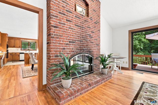 21 Ethan Drive, Windsor, CT 06095