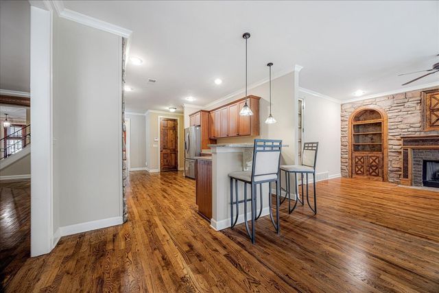 4597 WHISPER SPRING DR, Collierville, TN 38017