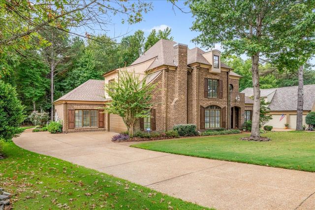 4597 WHISPER SPRING DR, Collierville, TN 38017