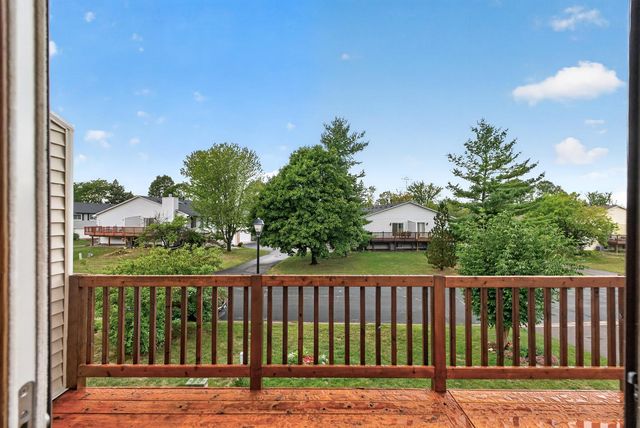 4480 Clover Lane A, Eagan, MN 55122