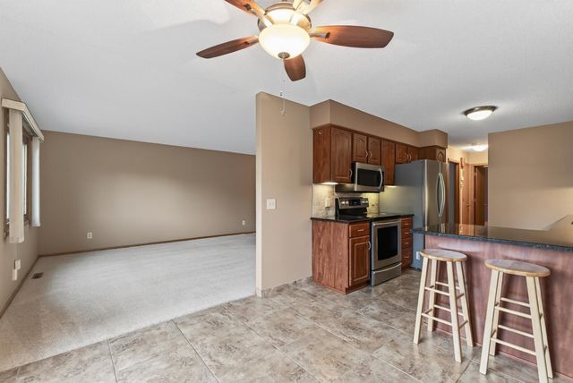 4480 Clover Lane A, Eagan, MN 55122