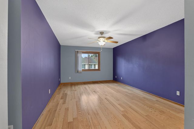 4480 Clover Lane A, Eagan, MN 55122