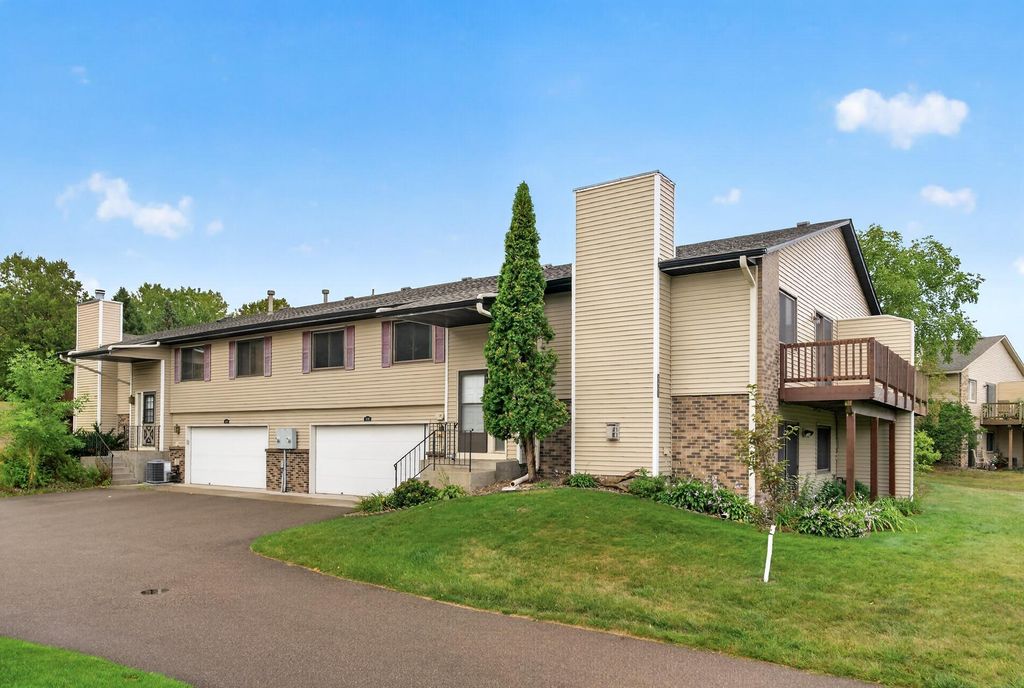 4480 Clover Lane A, Eagan, MN 55122 — photo 2